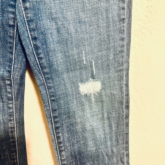 J. Crew Distressed Stretch size 30 EUC Straight Leg Women Jeans - Picture 6 of 10